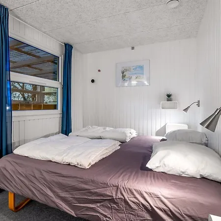 Vakantiehuis Niels - 1-3km From The Sea By Interhome